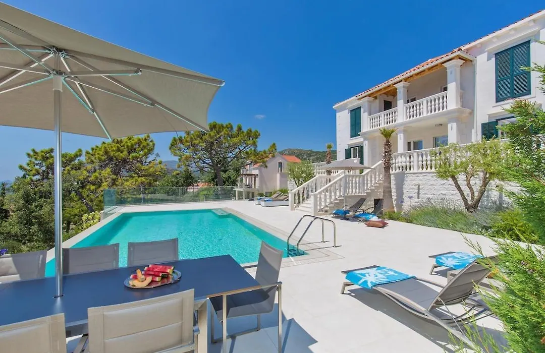 Villa Touran-1